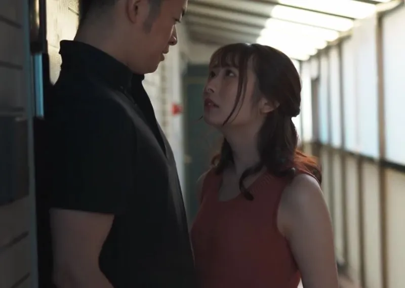 Bà xã mang thai, tôi bị cuốn hút bởi vợ hàng xóm thường ở nhà một mình